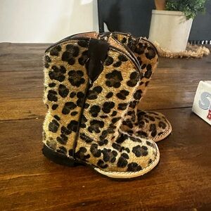 Tanner Mark toddler boots size 6